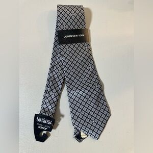 Jones New York Black and Gray Geometric Silk Tie